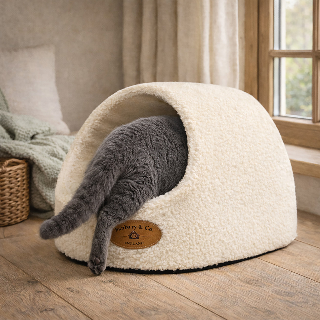 Banbury & Co Rural Retreats Almond Teddy Boucle Igloo Cat Bed