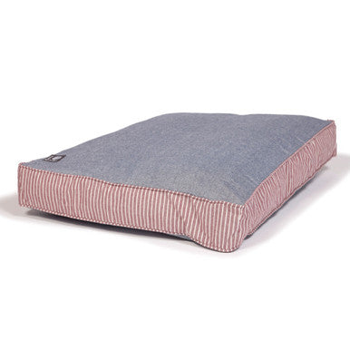 Danish Design Maritime Red Box Dog Duvet Bed