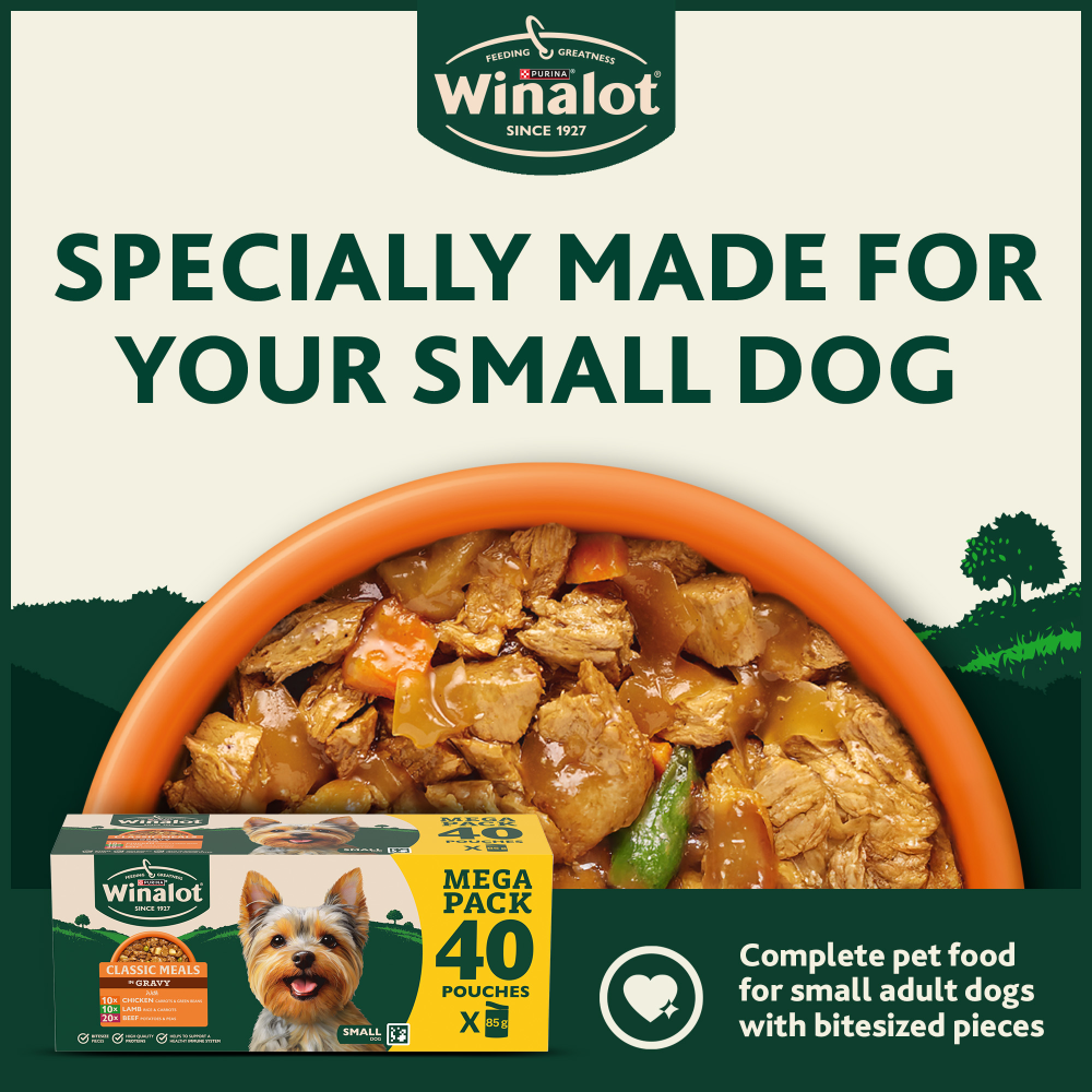 Winalot Meaty Chunks Small Dog Mixed in Jelly with Chicken, Lamb & Beef Wet Dog Food