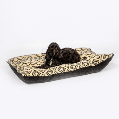 Danish Design Sherpa Fleece Neutral Geometric Deep Duvet Black/Cream Adult Dog Bed