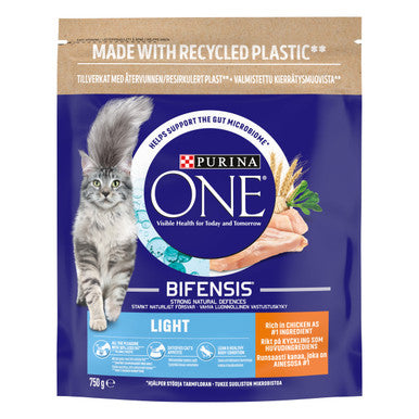 Purina One Light Dry Cat Food Rich in Chicken