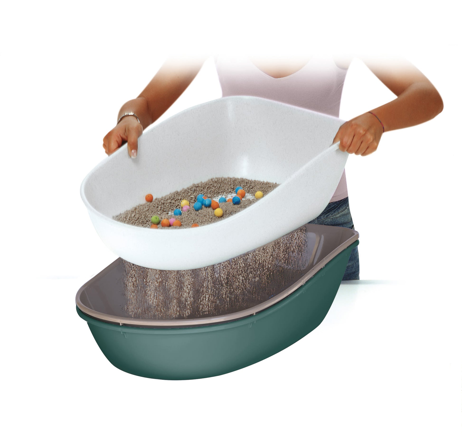 Lifestyle View of Stefanplast Furba Chic Open Litter Tray