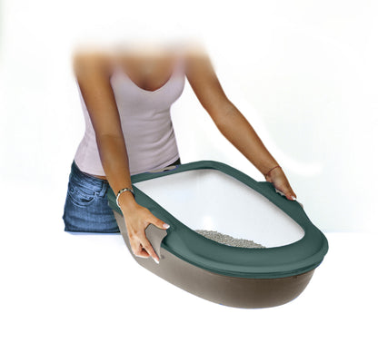 Lifestyle View of Stefanplast Furba Chic Open Litter Tray