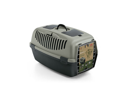 Front View of Stefanplast Gulliver 2 Pet Carrier with Metal Door